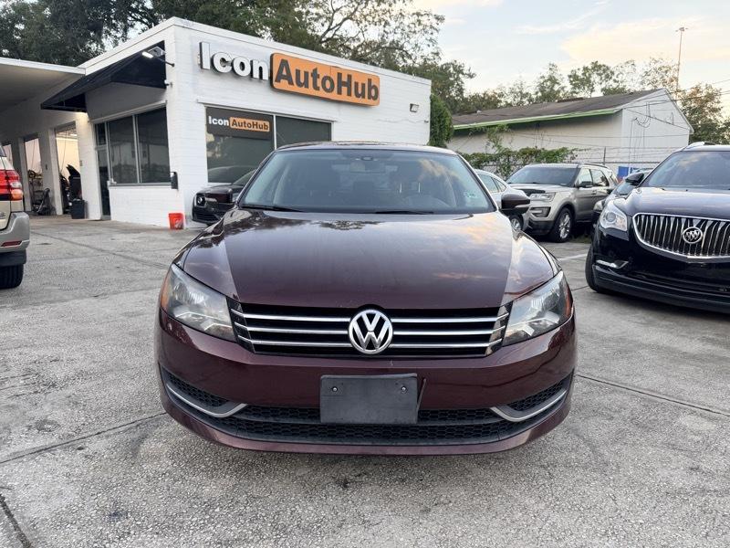 Volkswagen Passat 1.8T Wolfsburg AT 2014
