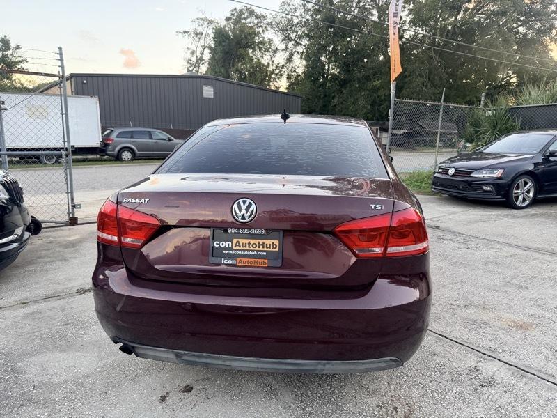 Volkswagen Passat 1.8T Wolfsburg AT 2014