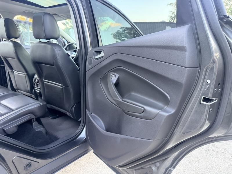 Ford Escape Titanium FWD 2016