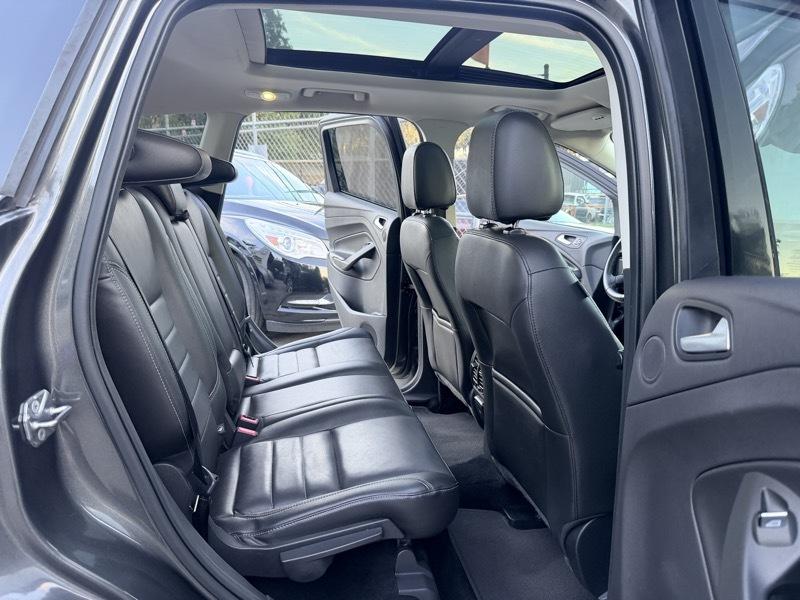 Ford Escape Titanium FWD 2016