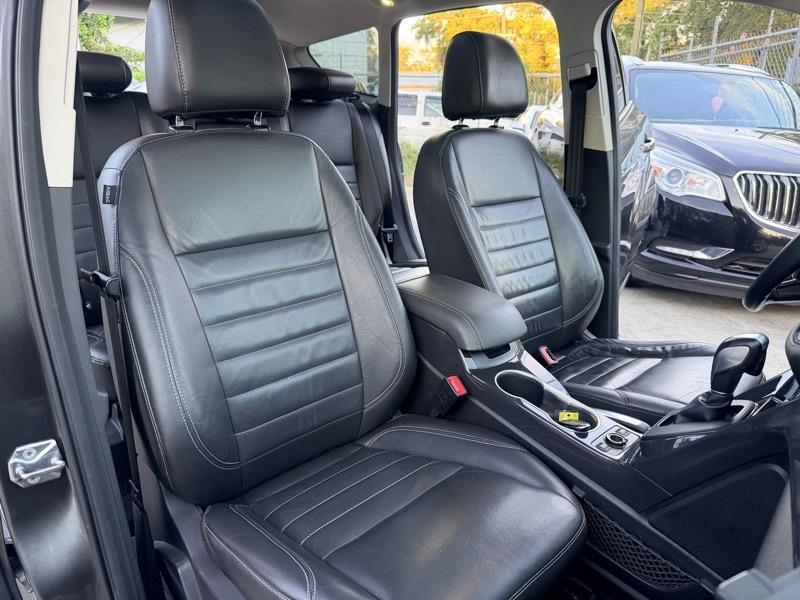 Ford Escape Titanium FWD 2016
