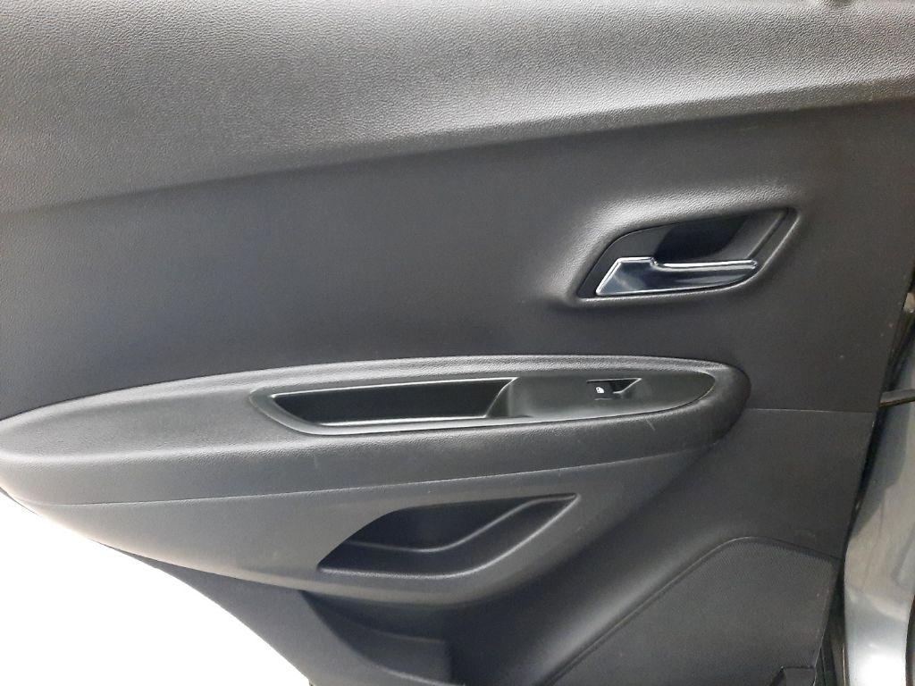 Chevrolet Trax FWD 4dr LT 2020