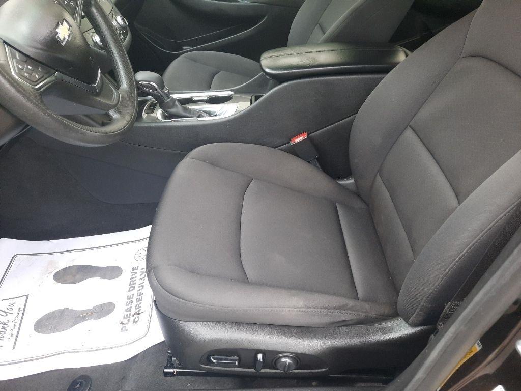 Chevrolet Malibu 4dr Sdn LT 2021