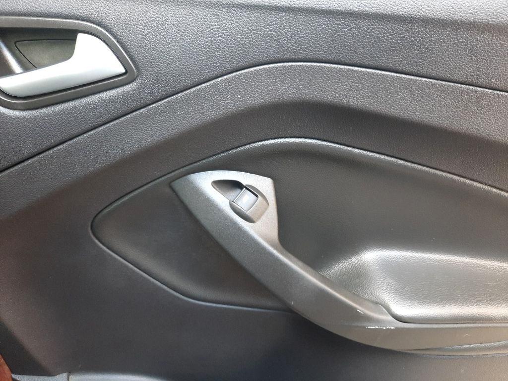 Ford Escape FWD 4dr SE 2014