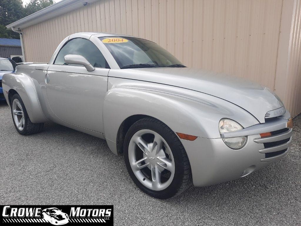 2004 Chevrolet SSR Reg Cab 116.0" WB LS