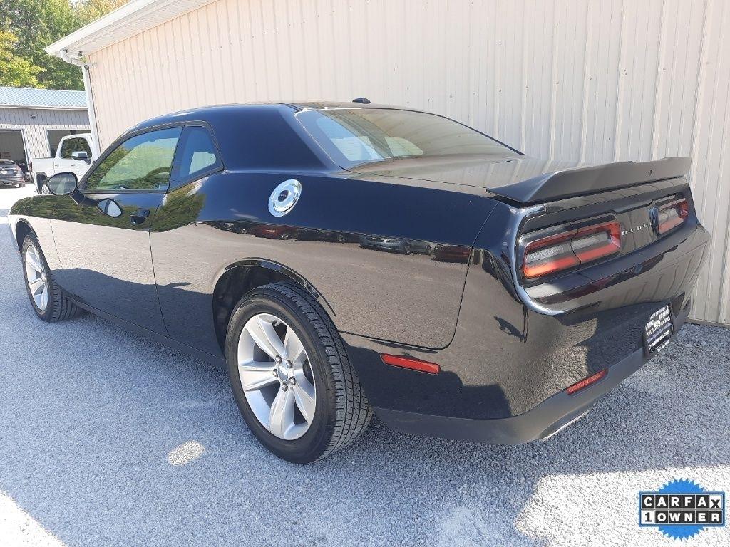 Dodge Challenger SXT RWD 2023