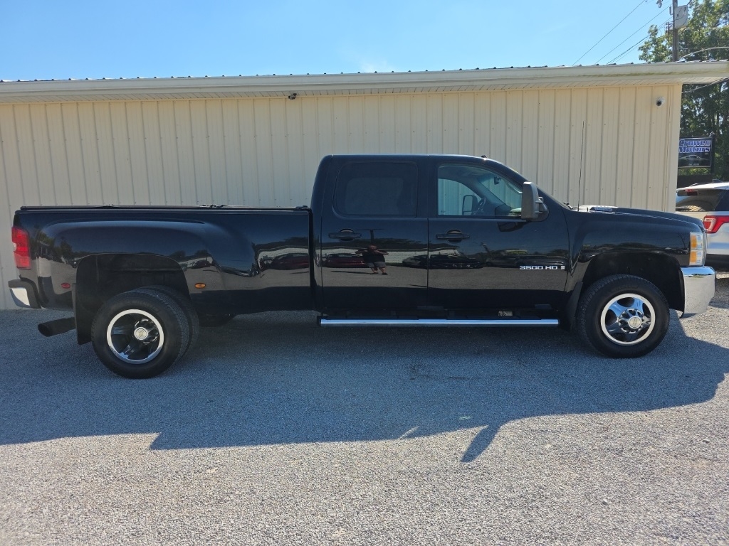 2009 Chevrolet Silverado 3500HD LTZ photo 4