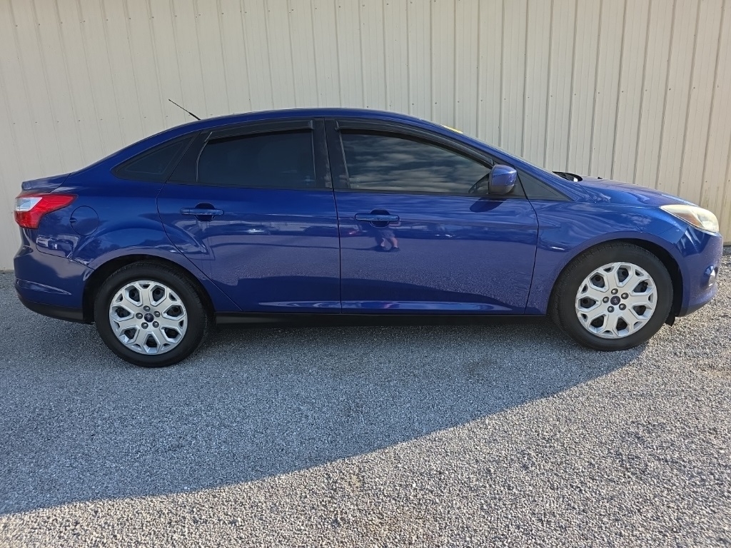 Ford Focus 4dr Sdn SE 2012 Ford Focus 4dr Sdn SE 2012