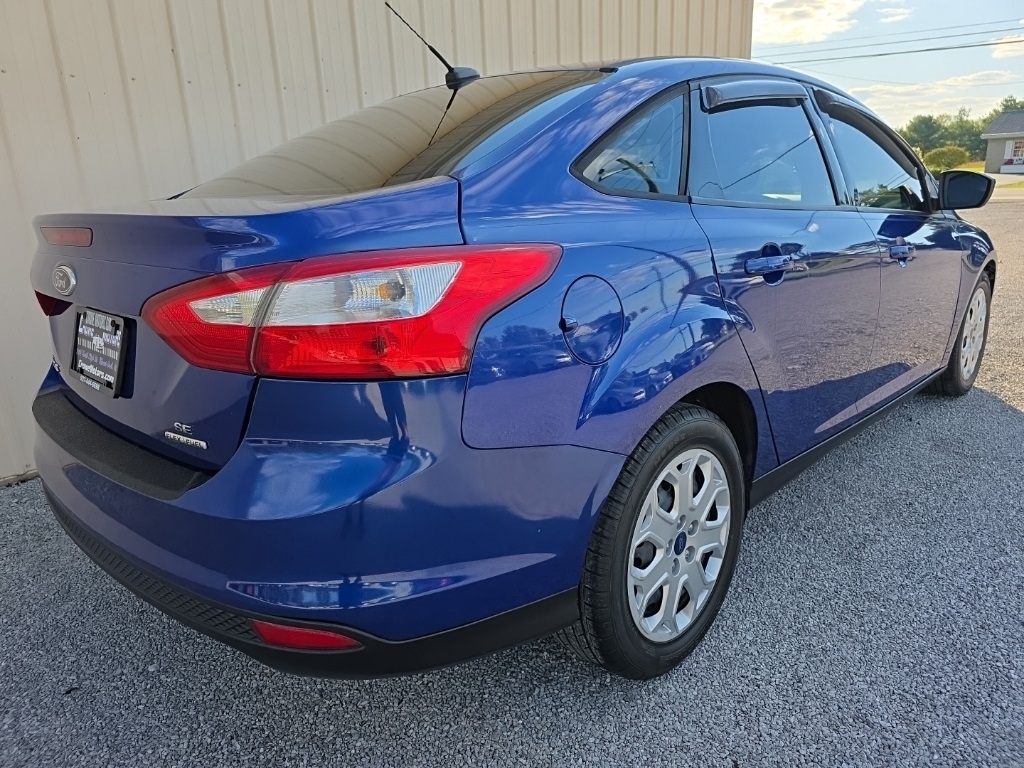 Ford Focus 4dr Sdn SE 2012 Ford Focus 4dr Sdn SE 2012
