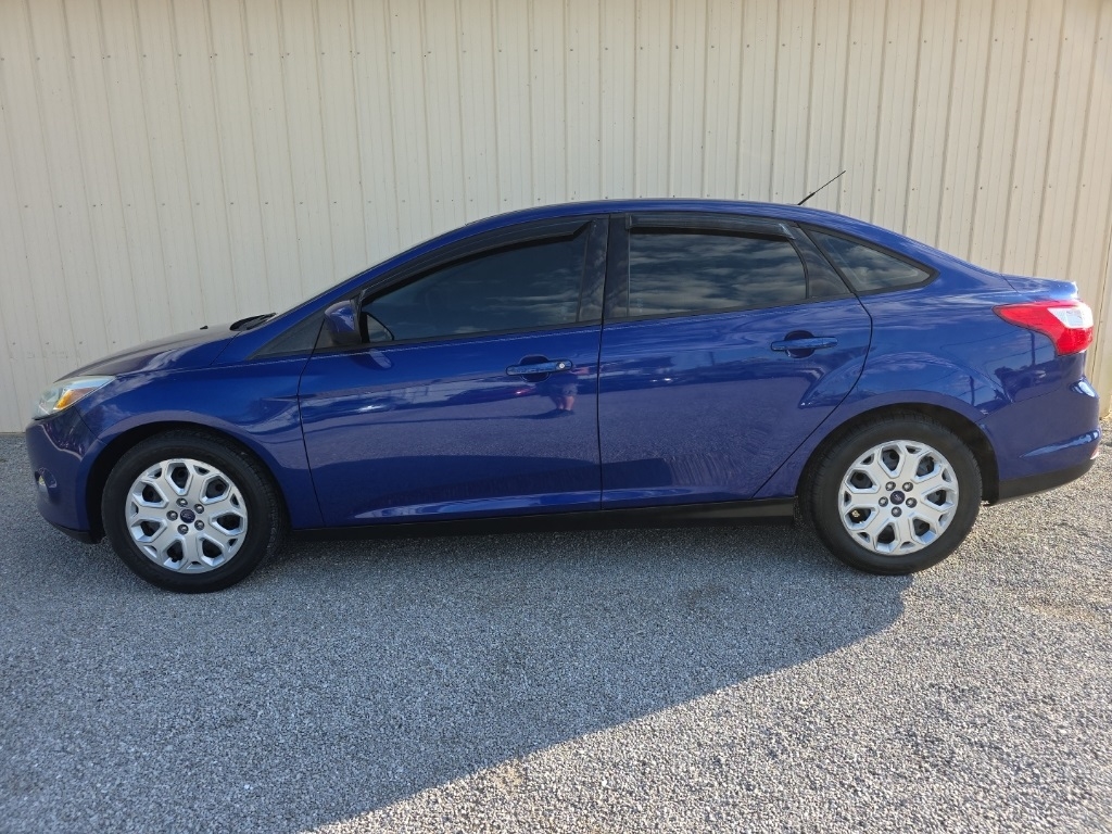 Ford Focus 4dr Sdn SE 2012 Ford Focus 4dr Sdn SE 2012