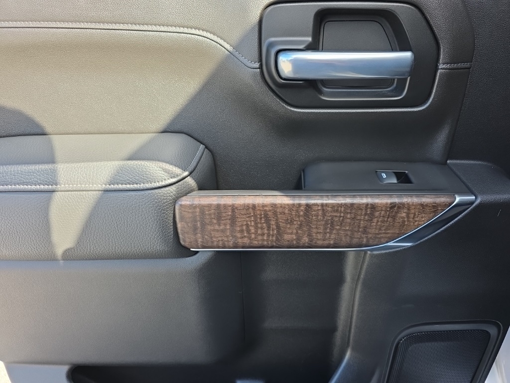 GMC Sierra 1500 4WD Crew Cab 147" Denali 2021