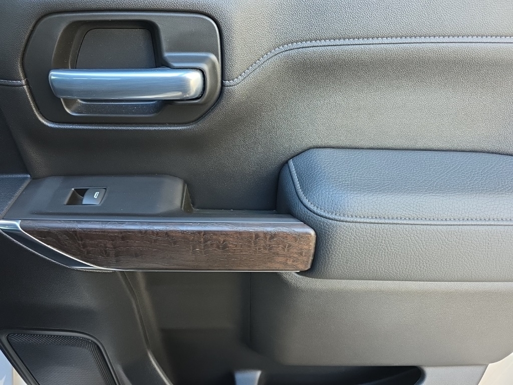 GMC Sierra 1500 4WD Crew Cab 147" Denali 2021