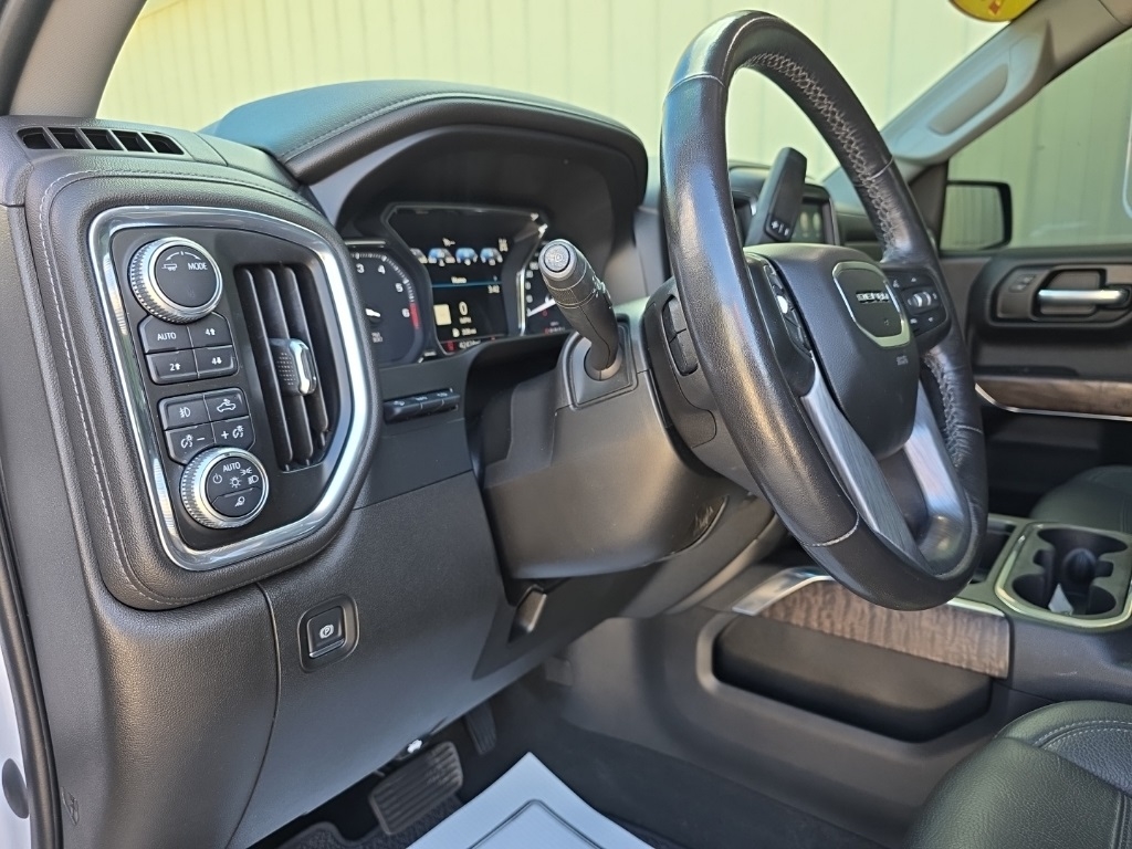 GMC Sierra 1500 4WD Crew Cab 147" Denali 2021