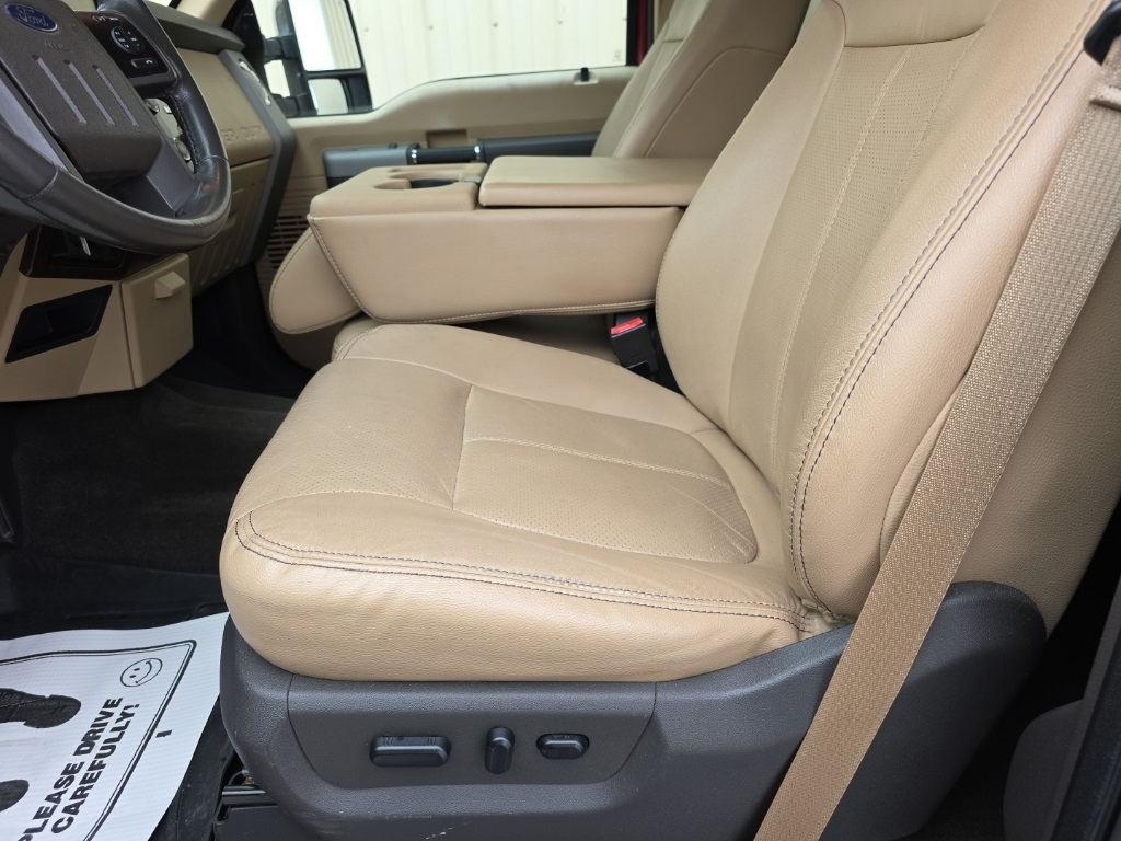 Ford F-250 SD 4WD Crew Cab 172" Platinum 2015 Ford F-250 SD 4WD Crew Cab 172" Platinum 2015