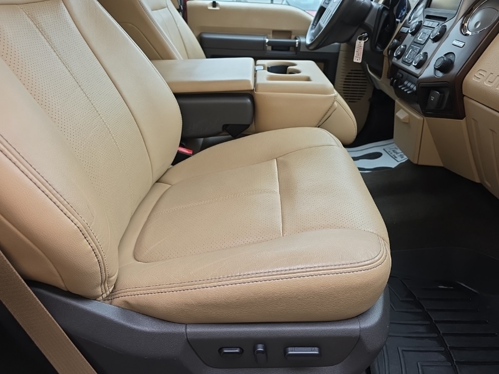 Ford F-250 SD 4WD Crew Cab 172" Platinum 2015 Ford F-250 SD 4WD Crew Cab 172" Platinum 2015