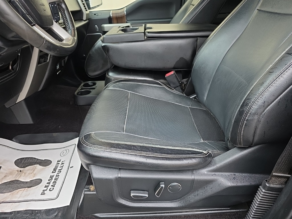 Ford F-150 King Ranch 4WD SuperCrew 5.5' Box 2017 Ford F-150 King Ranch 4WD SuperCrew 5.5' Box 2017