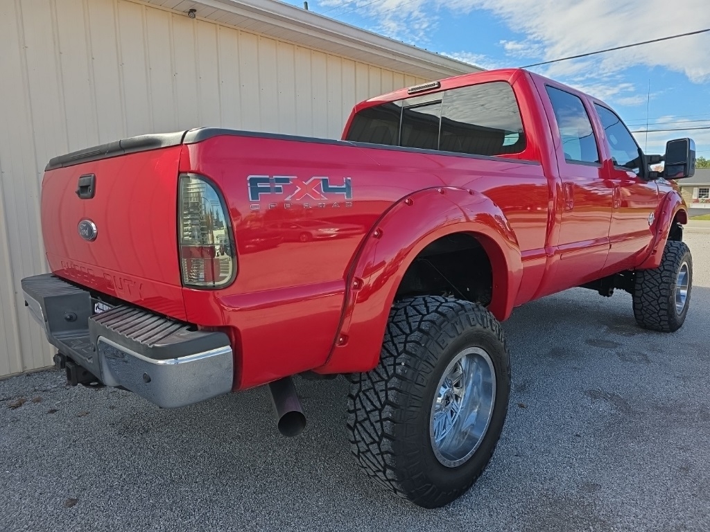 Ford F-350 SD Lariat Crew Cab 4WD 2011