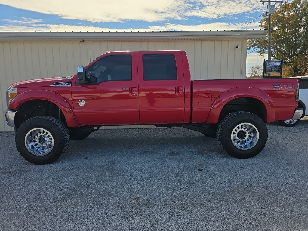 Ford F-350 SD Lariat Crew Cab 4WD 2011