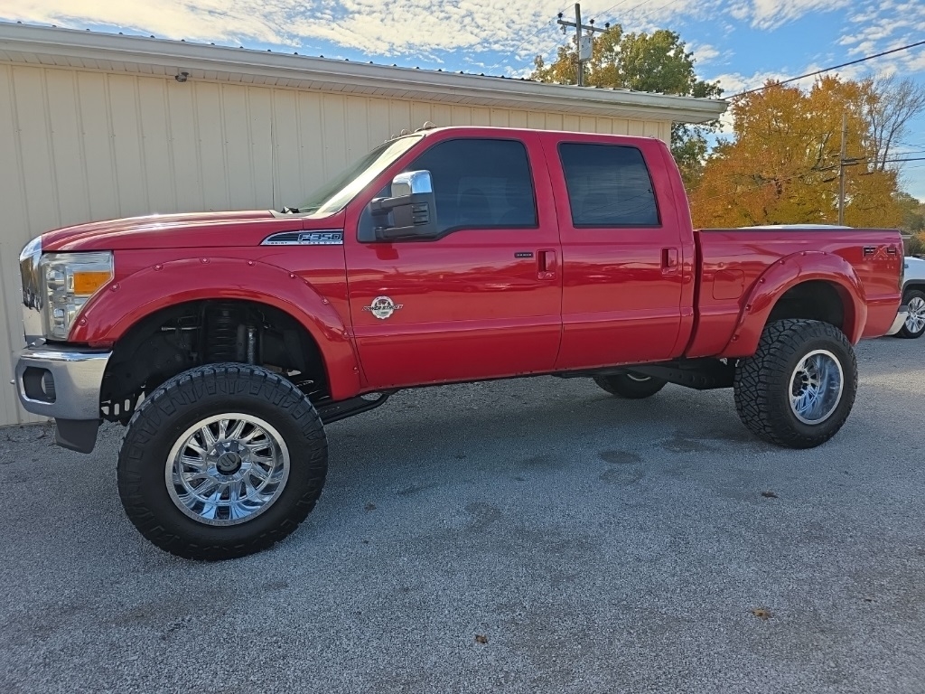 Ford F-350 SD Lariat Crew Cab 4WD 2011