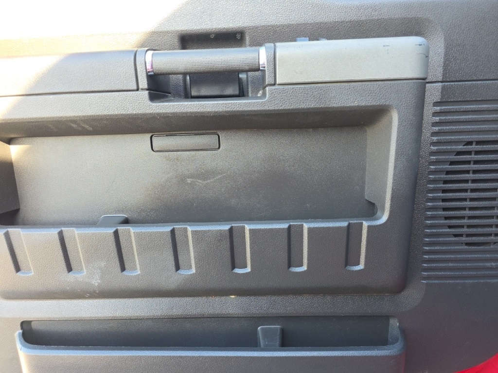 Ford F-350 SD Lariat Crew Cab 4WD 2011