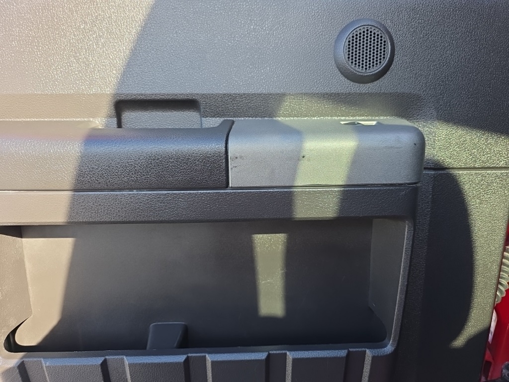 Ford F-350 SD Lariat Crew Cab 4WD 2011