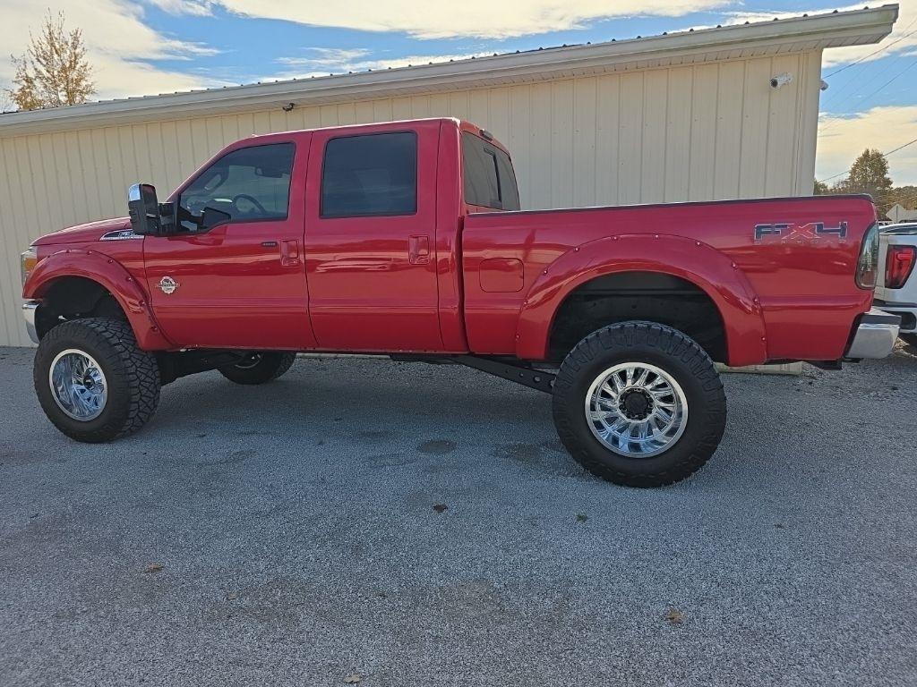 Ford F-350 SD Lariat Crew Cab 4WD 2011