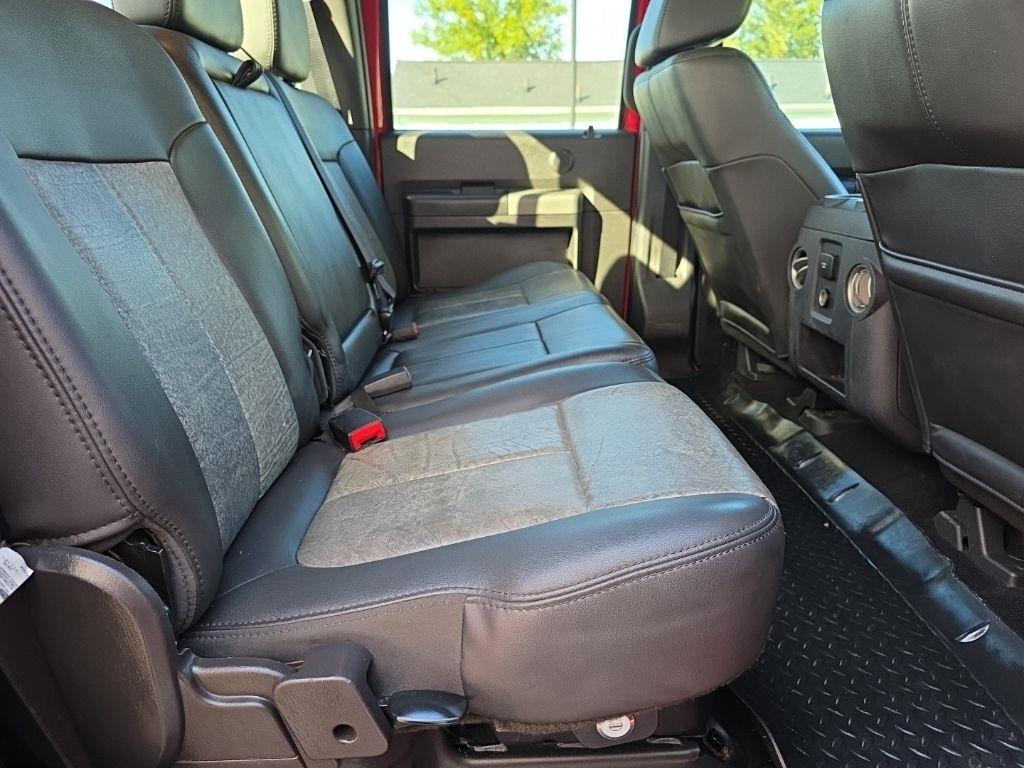 Ford F-350 SD Lariat Crew Cab 4WD 2011