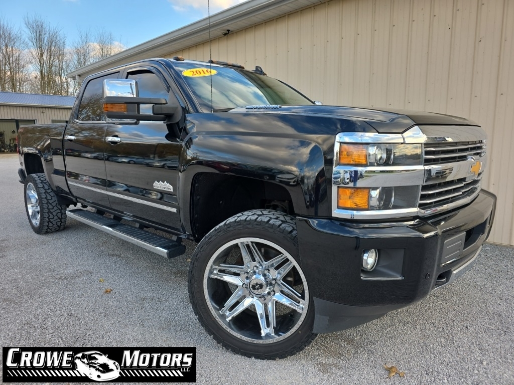 2016 Chevrolet Silverado 2500HD 4WD Crew Cab 153.7" High Country