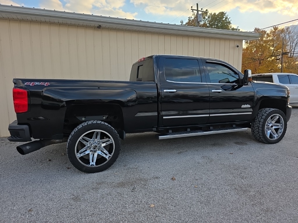 Chevrolet Silverado 2500HD 4WD Crew Cab 153.7" High Country 2016
