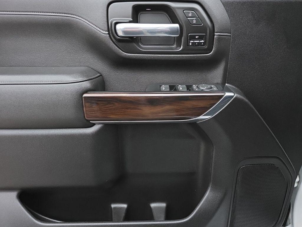 GMC Sierra 2500HD 4WD Crew Cab 159" SLT 2023