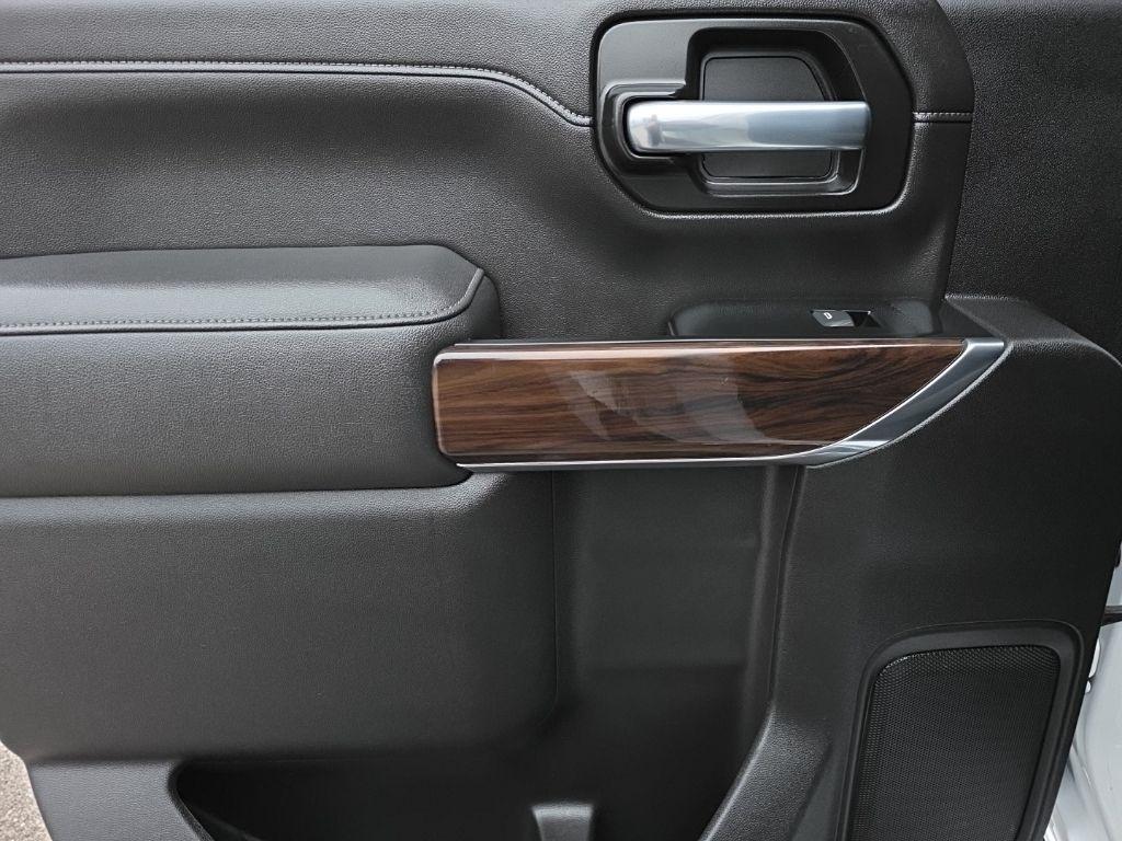 GMC Sierra 2500HD 4WD Crew Cab 159" SLT 2023