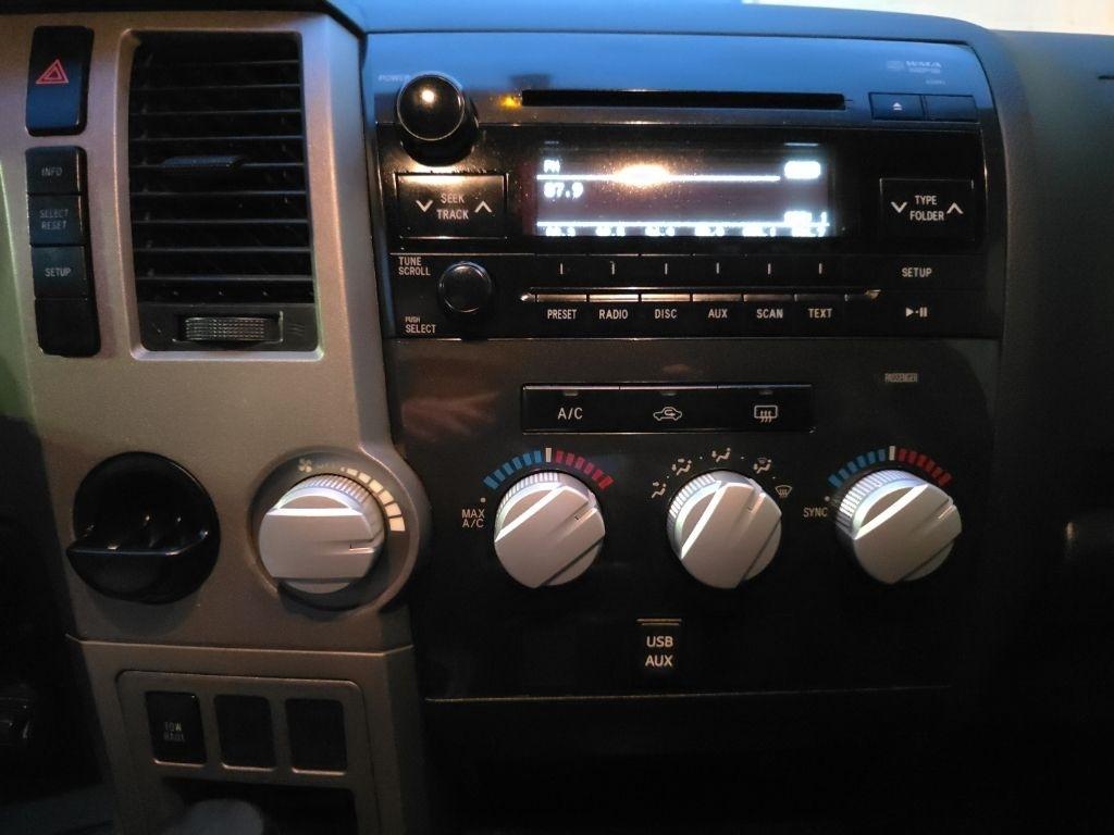 Toyota Tundra 2WD Truck CrewMax 5.7L V8 6-Spd AT (Natl) 2013