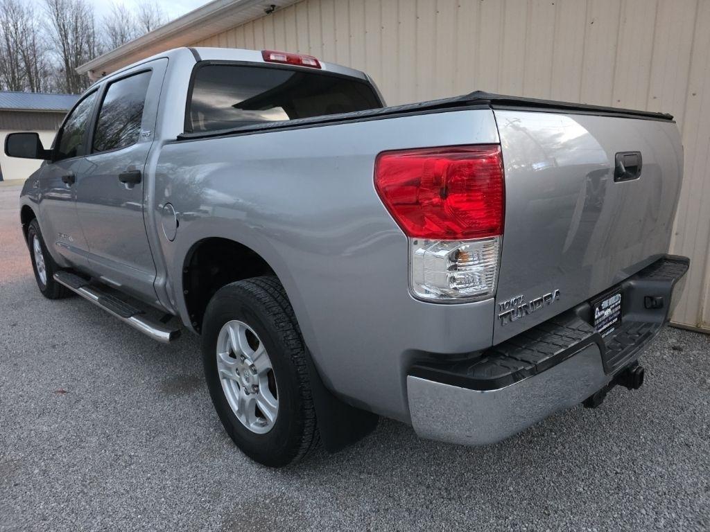 Toyota Tundra 2WD Truck CrewMax 5.7L V8 6-Spd AT (Natl) 2013
