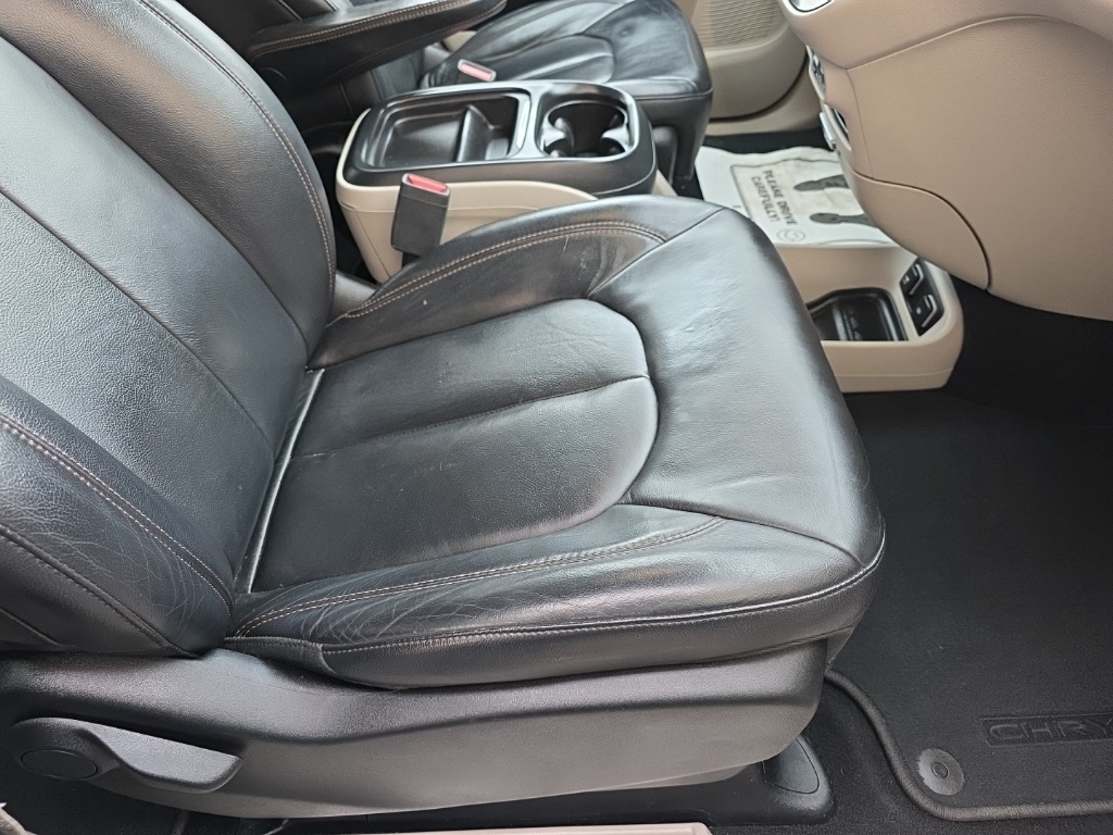 Chrysler Pacifica Touring-L FWD 2017