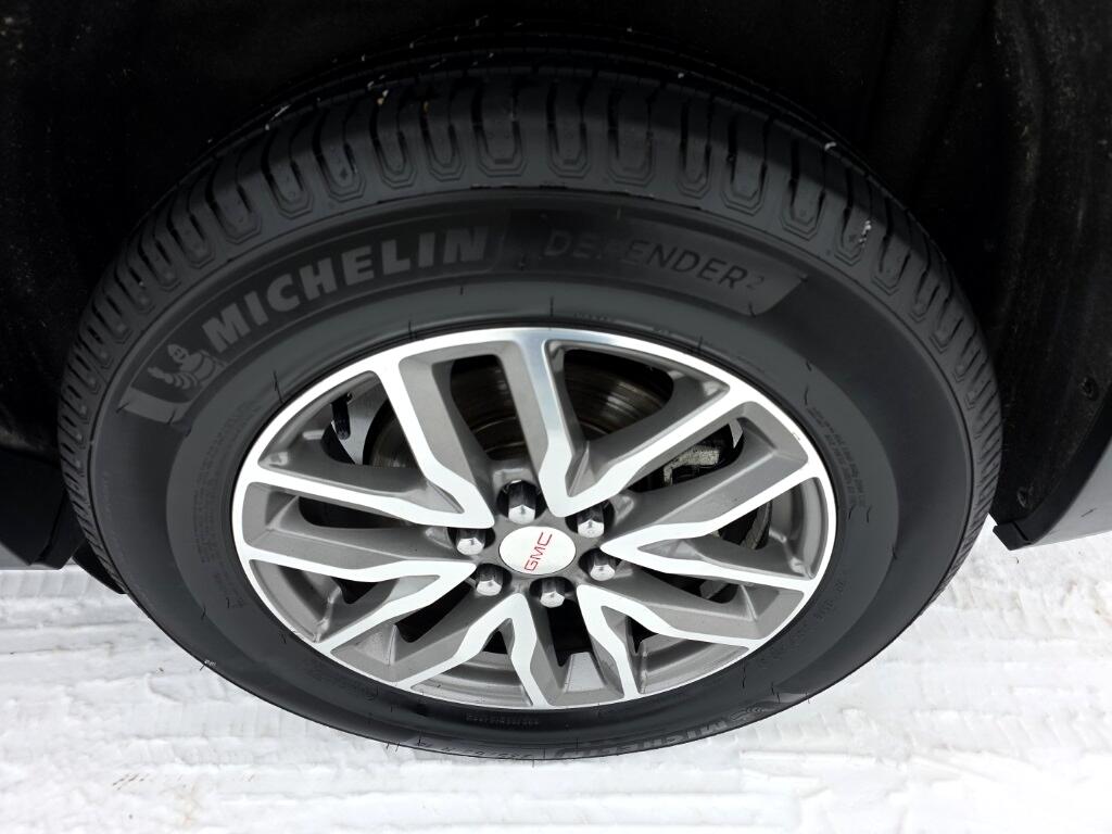 GMC Acadia FWD 4dr SLE w/SLE-2 2018