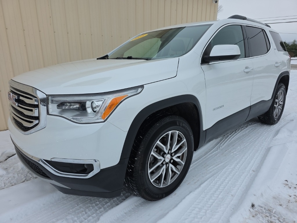 GMC Acadia FWD 4dr SLE w/SLE-2 2018