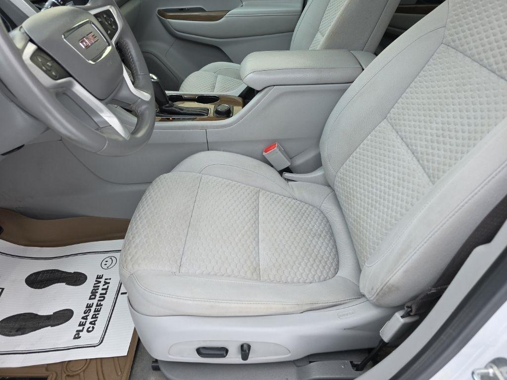 GMC Acadia FWD 4dr SLE w/SLE-2 2018