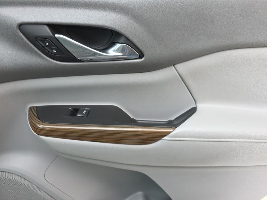 GMC Acadia FWD 4dr SLE w/SLE-2 2018