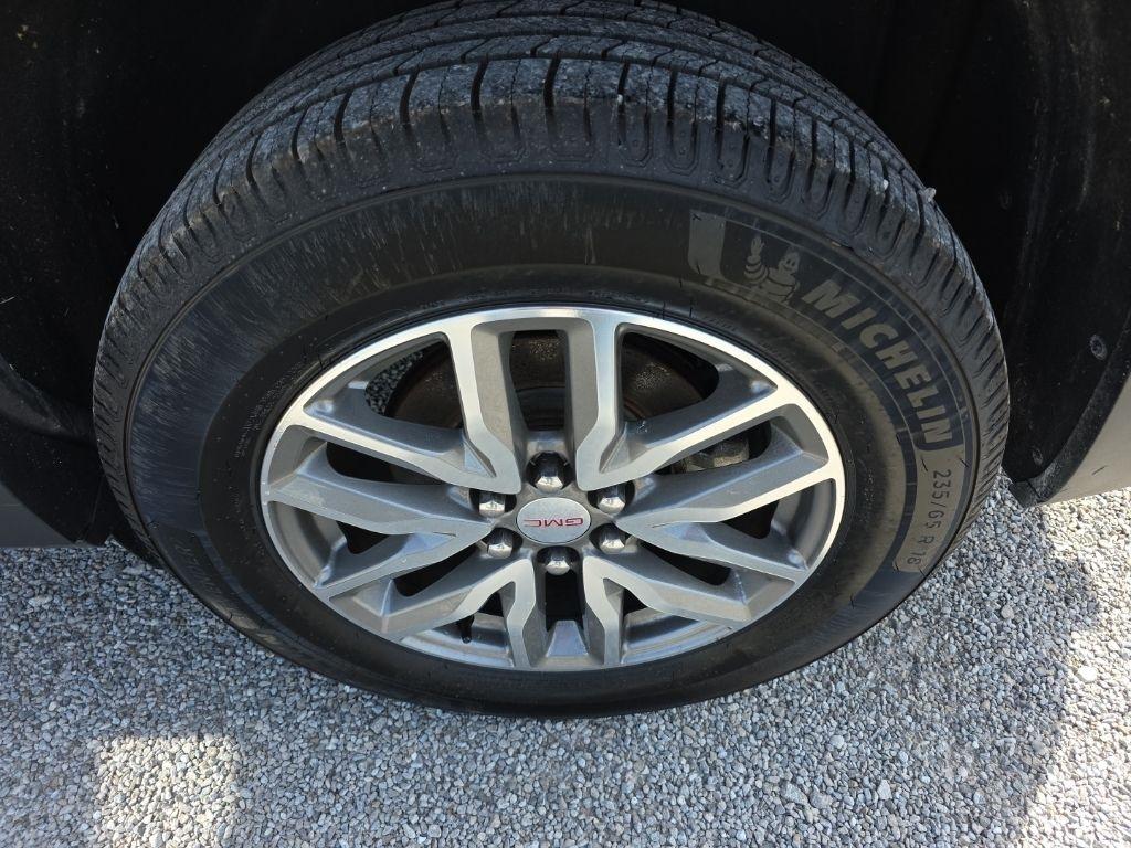 GMC Acadia FWD 4dr SLE w/SLE-2 2018