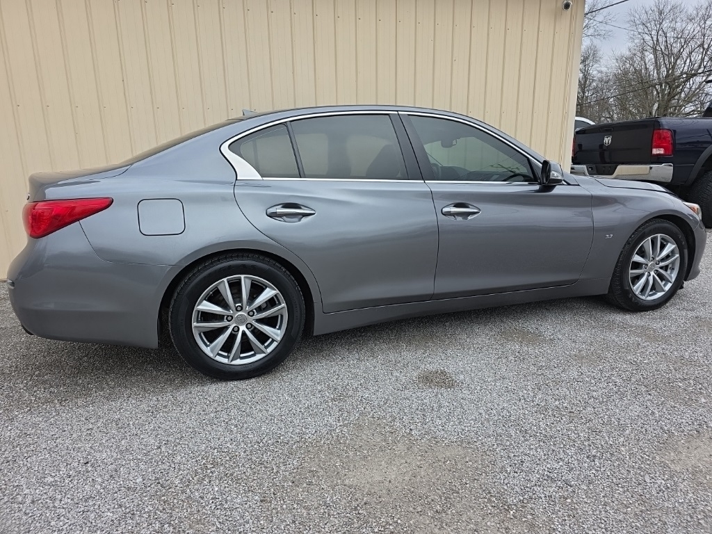 Infiniti Q50 4dr Sdn Premium RWD 2015