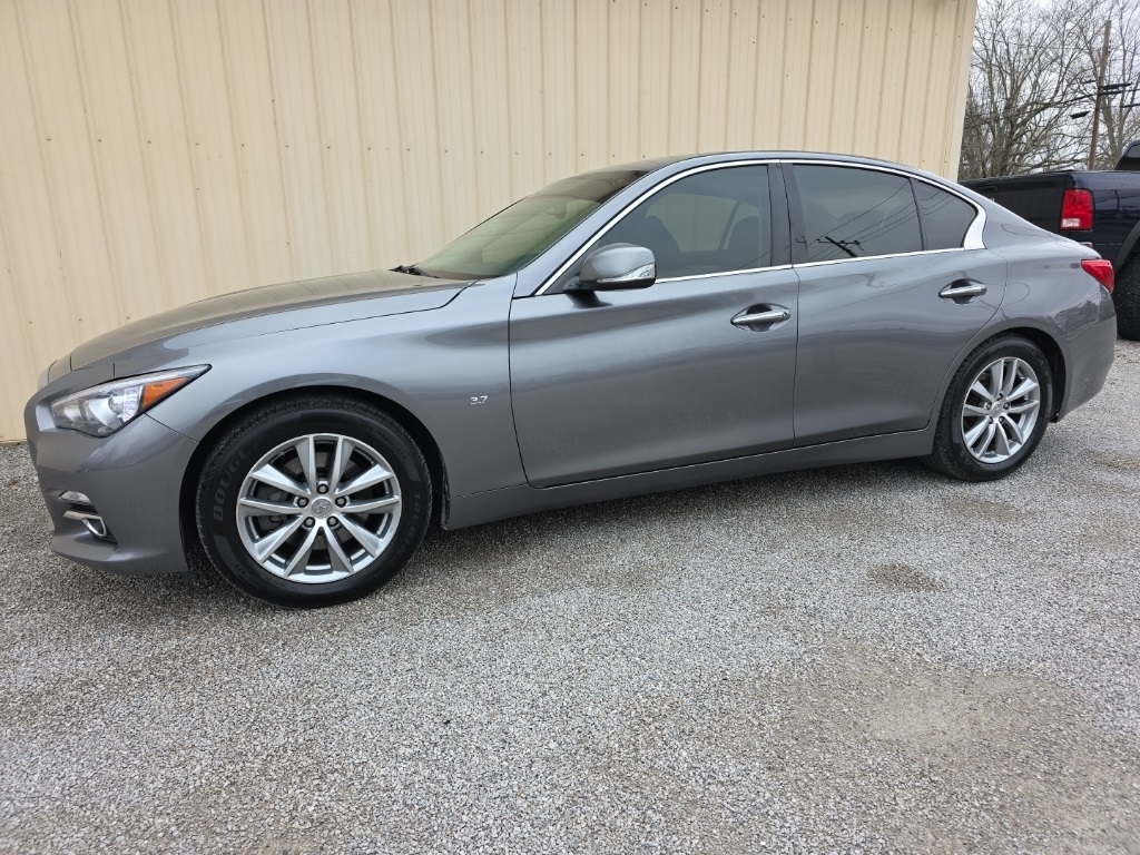 Infiniti Q50 4dr Sdn Premium RWD 2015
