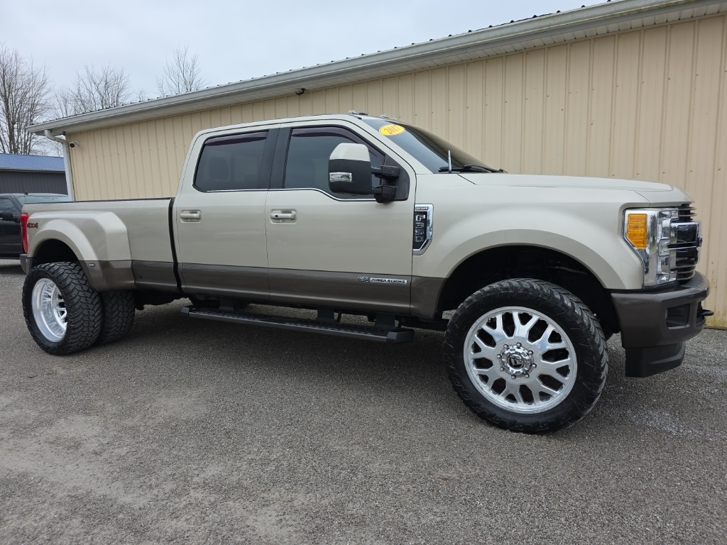Ford F-350 SD King Ranch Crew Cab Long Bed DRW 4WD 2017