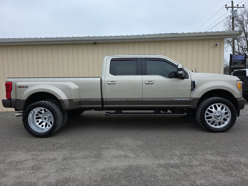 Ford F-350 SD King Ranch Crew Cab Long Bed DRW 4WD 2017