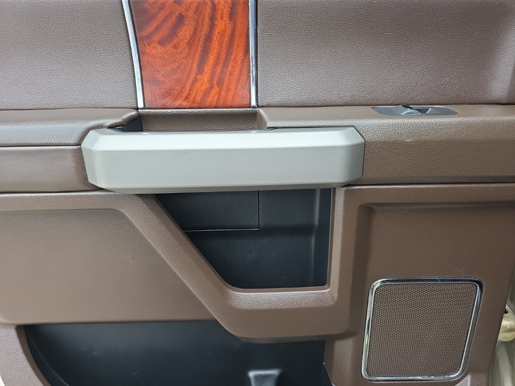 Ford F-350 SD King Ranch Crew Cab Long Bed DRW 4WD 2017