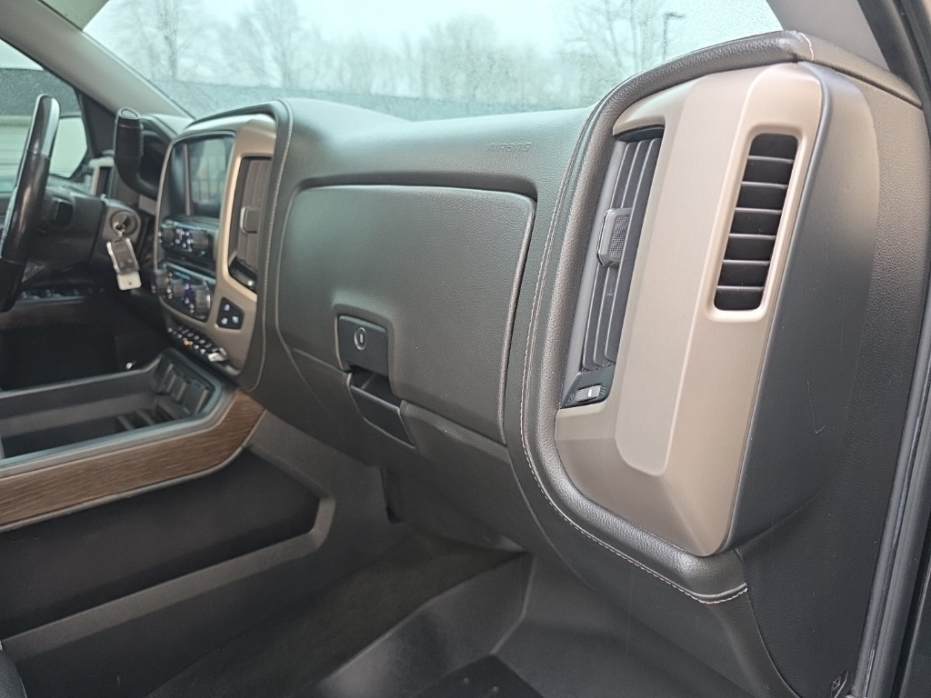 GMC Sierra 1500 4WD Crew Cab 153.0" Denali 2018