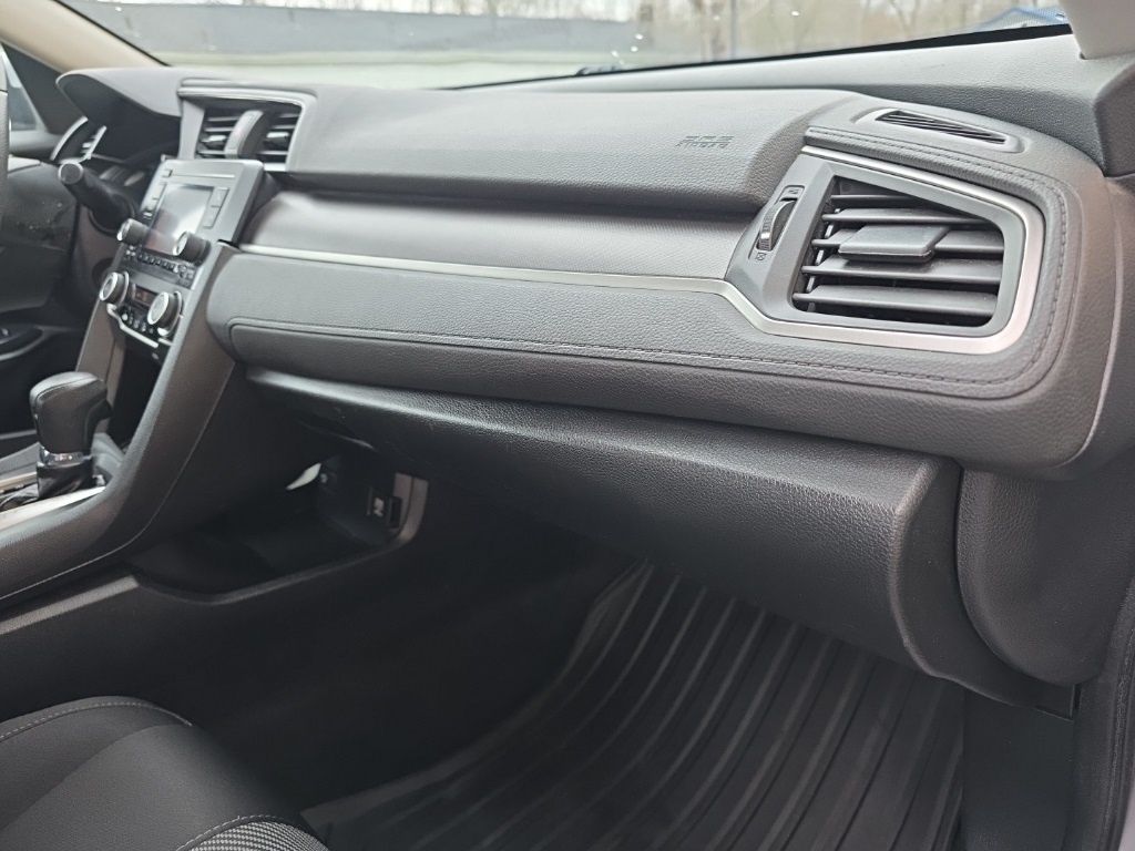 Honda Civic Sedan 4dr CVT LX 2016