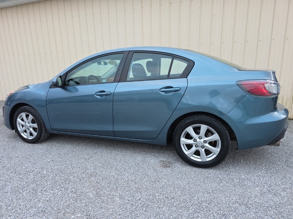 Mazda MAZDA3 4dr Sdn Auto i Touring 2011