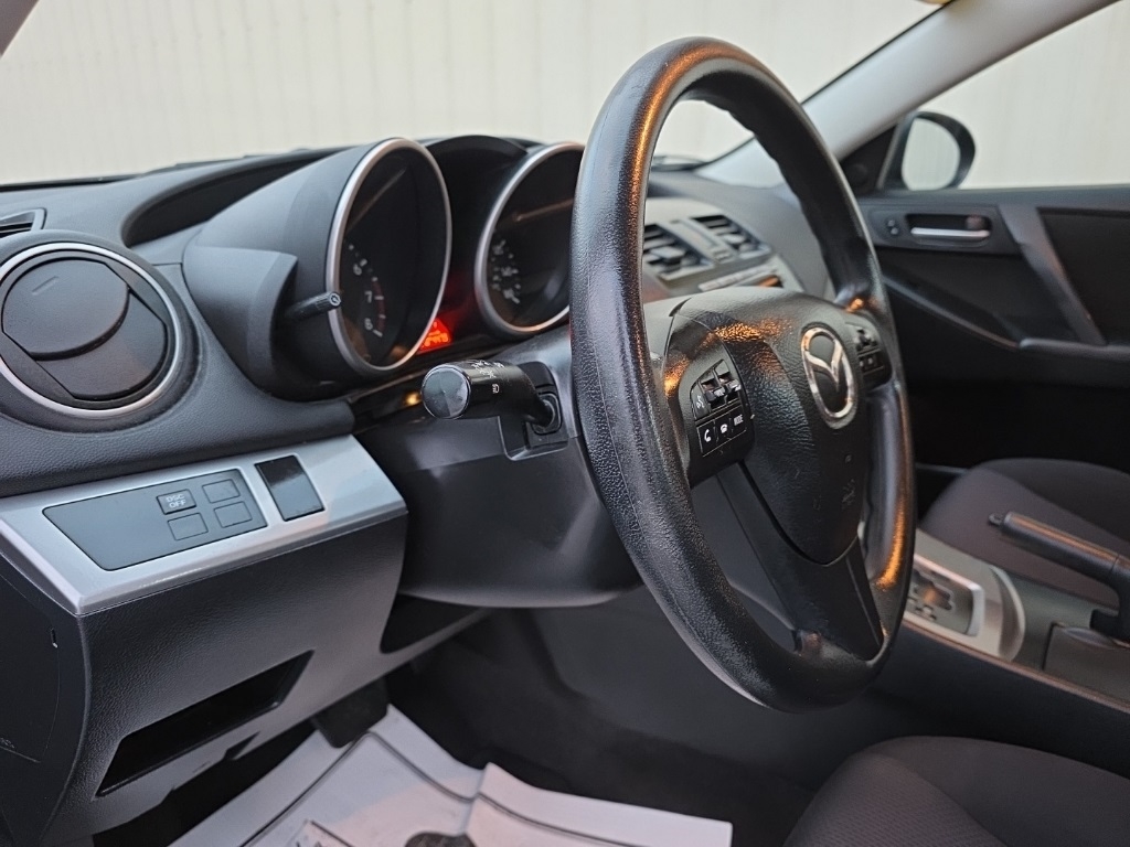 Mazda MAZDA3 4dr Sdn Auto i Touring 2011