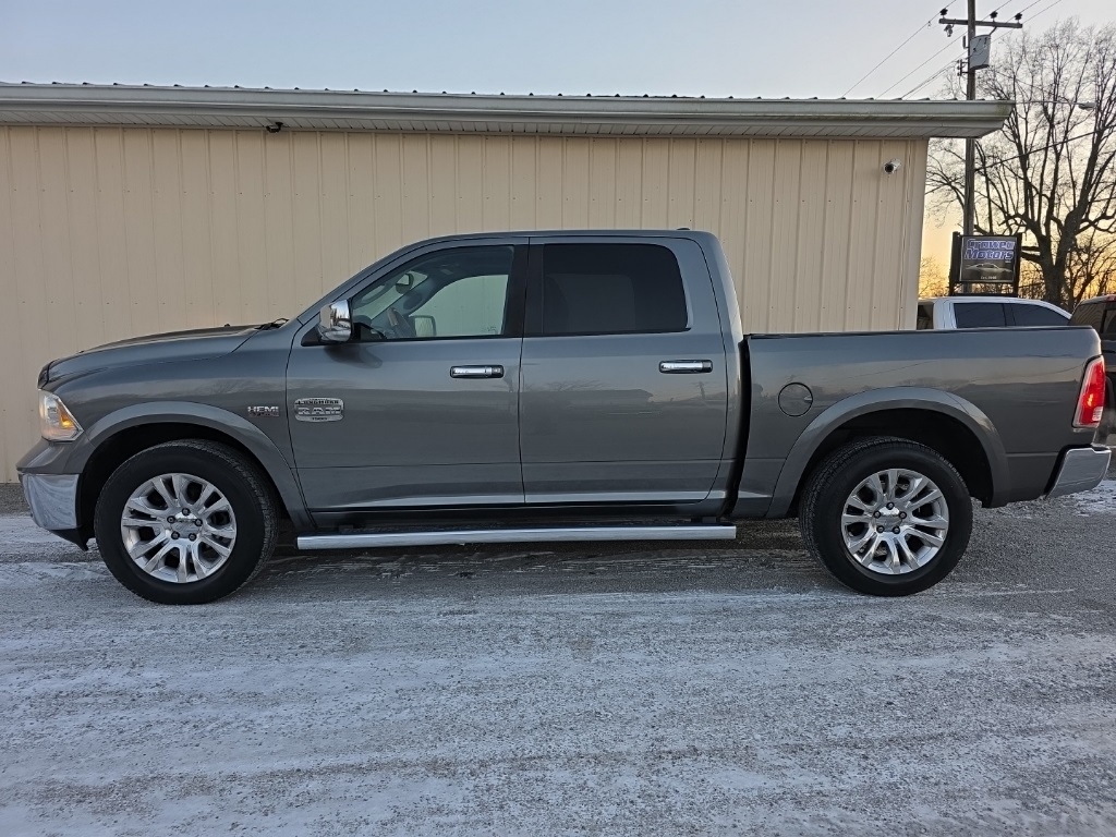 RAM 1500 4WD Crew Cab 140.5" Laramie Longhorn 2013