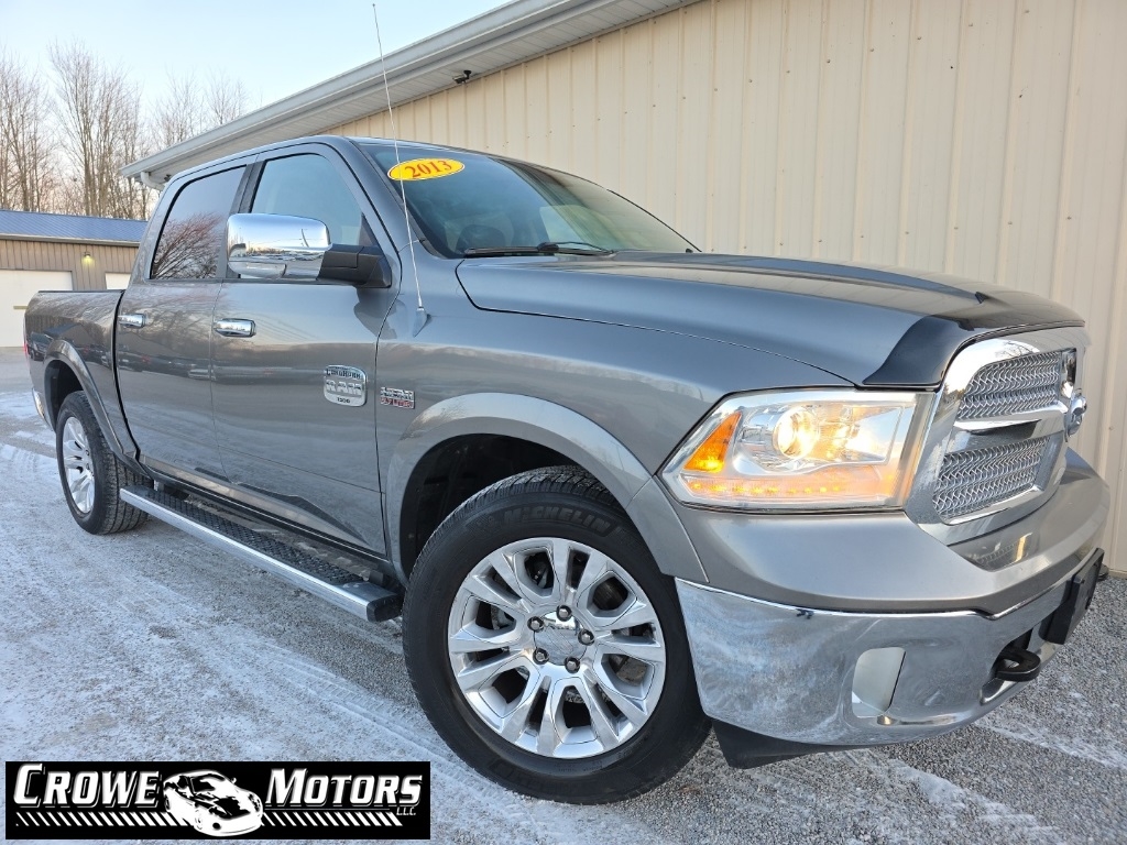 2013 RAM 1500 4WD Crew Cab 140.5" Laramie Longhorn